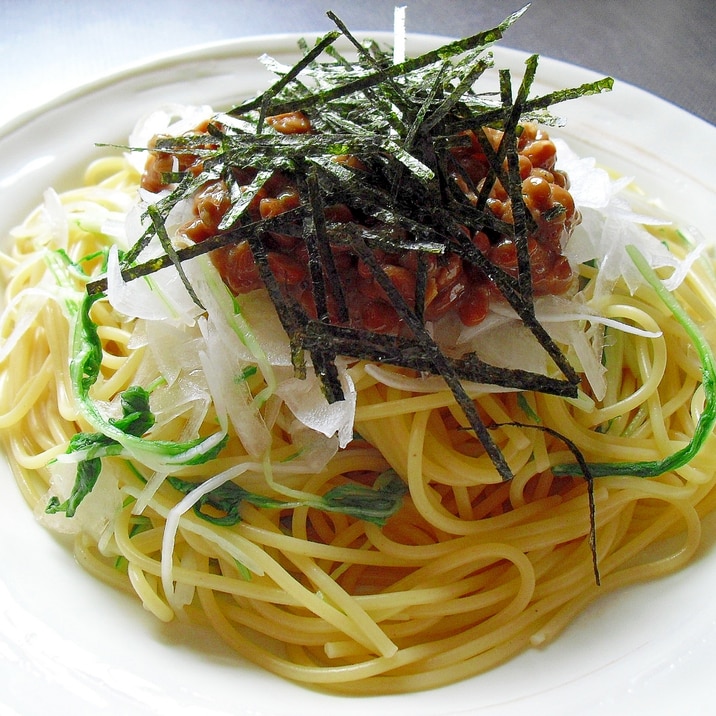 シャキシャキ 我が家の 新玉ねぎと納豆のパスタ レシピ 作り方 By Miyu 楽天レシピ